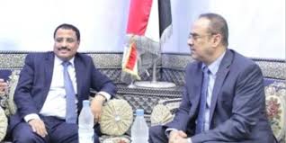 سياسي خليجي يدعو الشرعية إلى تحديد موقفها من الجبواني والميسري