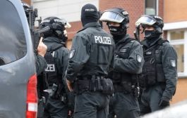 لاجئ يمني يقتل زوجته طعنا أمام أطفالهما في ألمانيا