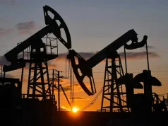 برنت يكسر حاجز 101 دولار بعد هجمات الحرس الثوري على سفن شحن في هرمز