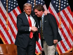 حرب إيران في قلب الخلاف.. خفايا القطيعة بين كارلسون وترمب