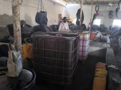 عملية أمنية تضبط مستودعاً لتهريب الديزل في منطقة بالمكلا