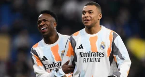 بسبب مبابي وفينيسيوس.. بيريز يتحدى الجميع داخل ريال مدريد