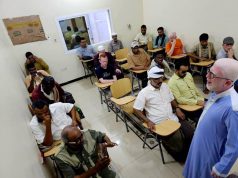 جمعية رؤية للإعاقة البصرية بساحل حضرموت تنظم محاضرة توعوية ” الشباب والحياة ”