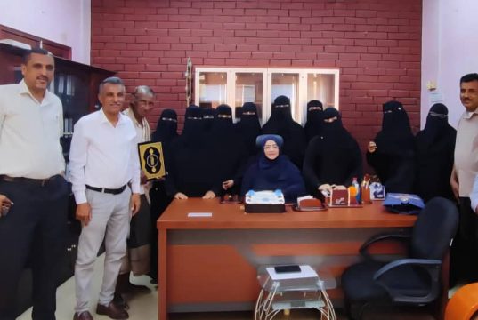 صندوق الرعاية الاجتماعية بعدن يحتفي بموظفيه المتميزين بمناسبة عيد العمال العالمي الاول من مايو
