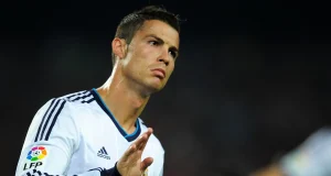 سيناريو تخيلي.. هل يتذوق الهلال من كأس برشلونة بأقدام رونالدو؟