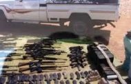 الحوثي يستخدم سيارات مدنية لنقل الأسلحة والمعدات العسكرية