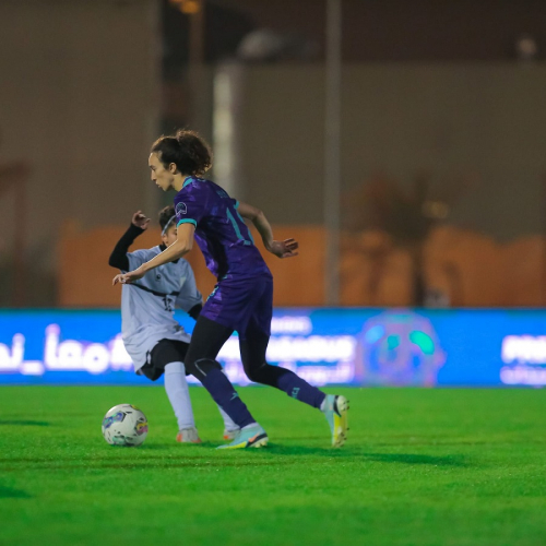 في الدوري السعودي للسيدات الأهلي يمطر شباك سما