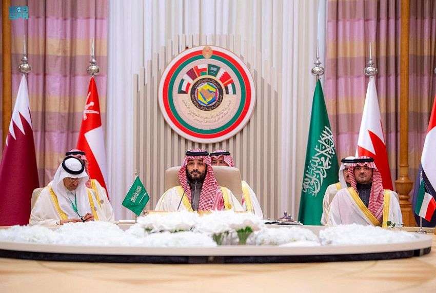 محمد بن سلمان يؤكد دعم السعودية لحل سياسي شامل باليمن