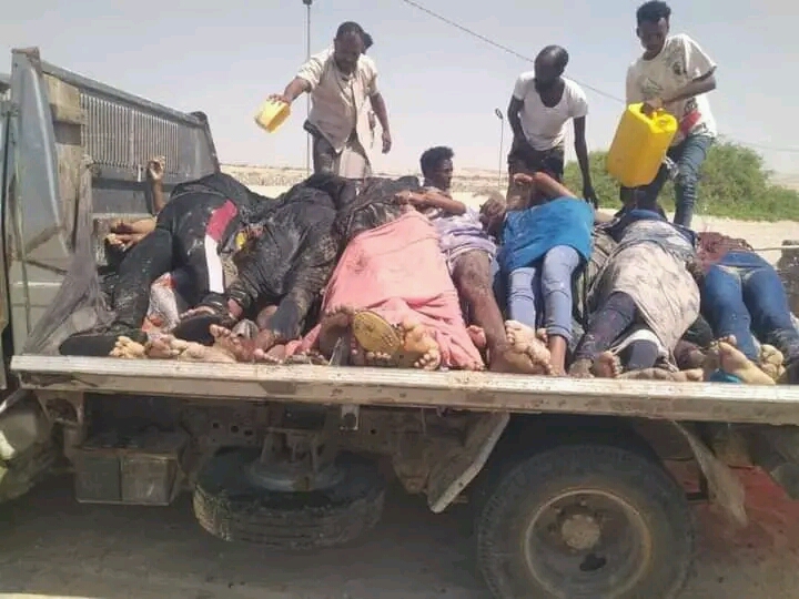 وفاة 30 مهاجرا افريقيا في غرق قارب قبالة سواحل شبوة