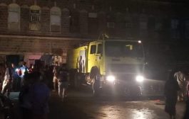 وفاة طفلة في انهيار مبنى سكني بمدينة كريتر بعدن