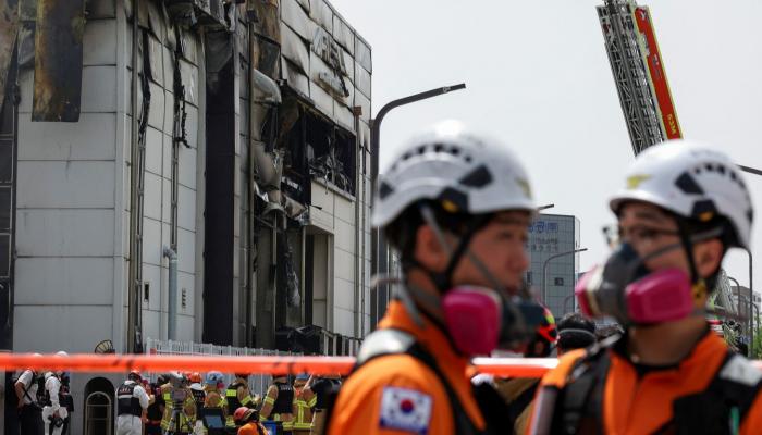 حريق ضخم يخلف 20 جثة بكوريا.. فما هو سر استخدام «الرمل الجاف» لإخماد النيران