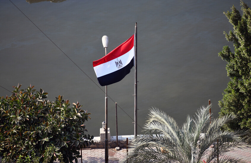 مصر تحذر من فتح جبهة حرب جديدة في لبنان