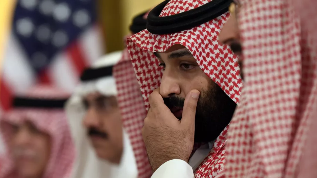 موقع أمريكي .. ابن سلمان يبلغ الكونغرس تخوفه من الاغتيال على طريقة أنور السادات