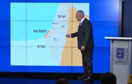 مغردون يتساءلون عن تعمد نتنياهو إخفاء الضفة من خريطته